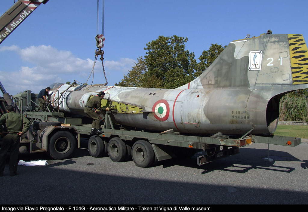 www.giorgiociarini.it F 104G restored Cameri Air Base